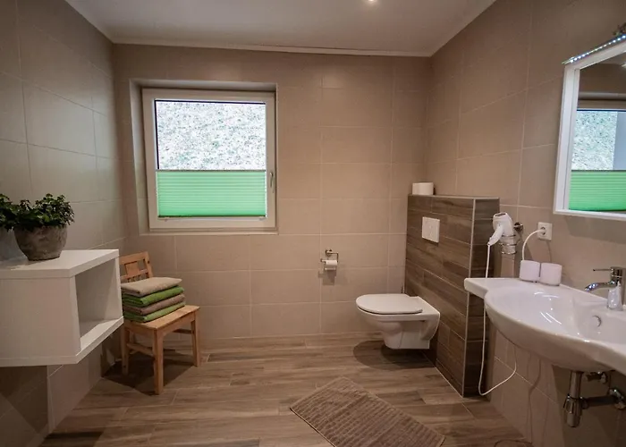 Nagelehof Blaser * Navis